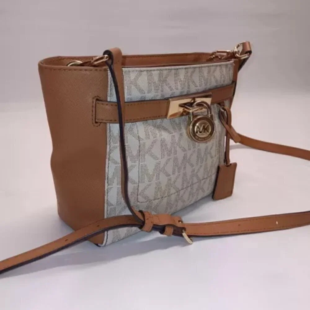 MICHAEL KORS‎ Signature Hamilton Traveler Medium Top Zip Messenger Bag Padlock